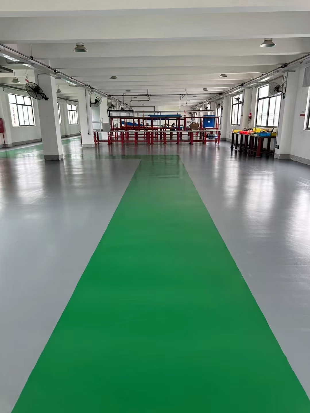 固化地坪施工能提升地坪抗压性吗？